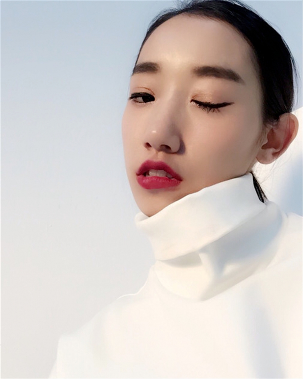 往事随风爱恨归零。