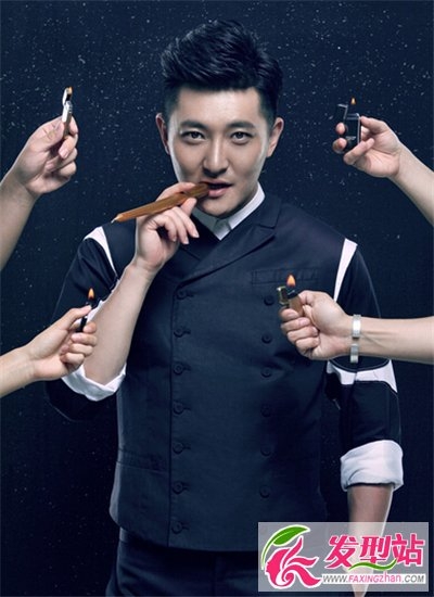 商务男士适合什么样的发型 郭京飞演绎帅气成熟男士商务发型