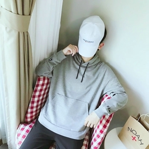 超帅的小清新95后男生头像