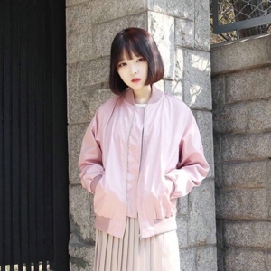 粉红系甜美可人小女生头像