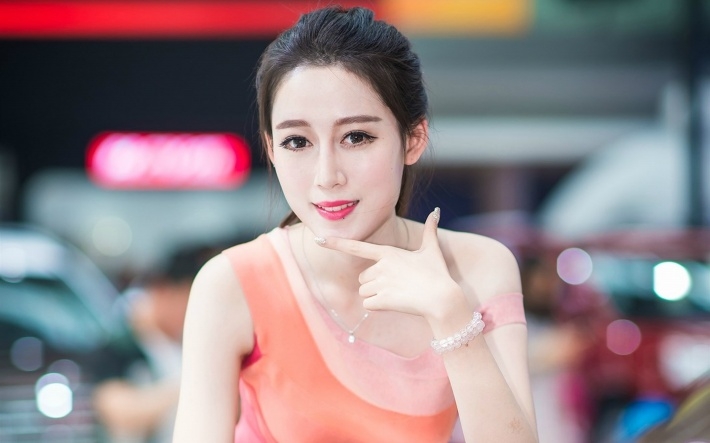 车展美女图片电脑壁纸大全