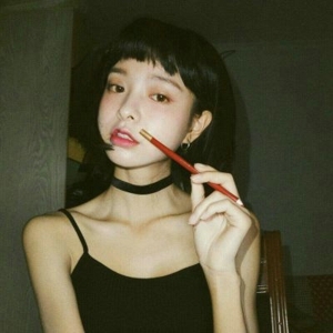 时尚个性漂亮女生头像