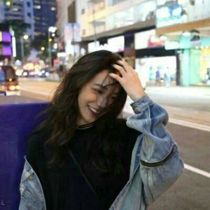 樱桃小口唯美清纯女生qq头像