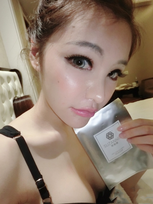 主播张心儿和面膜美照大曝光
