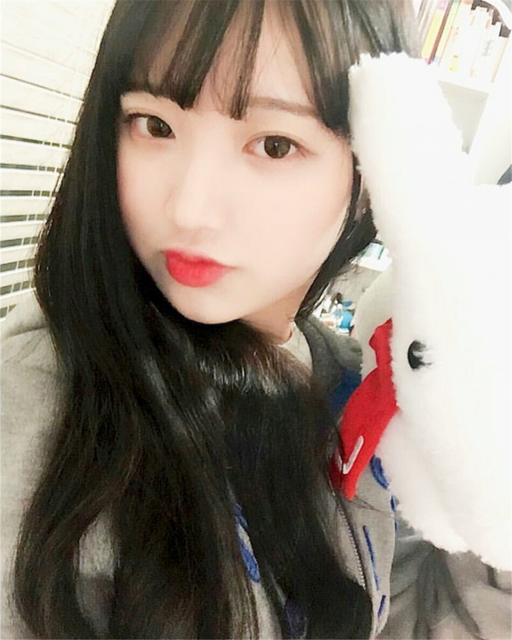 “一动情便是折磨。”