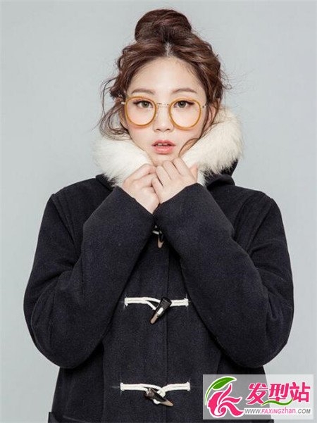 女生长发怎么扎好看 文艺小清新盘发