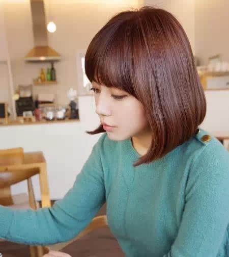 女生漂亮短发