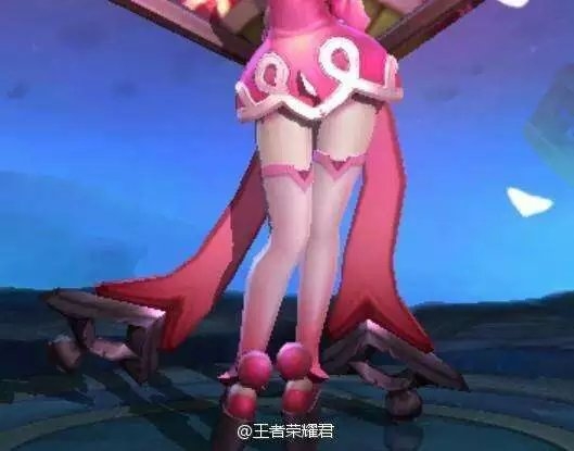 你最喜欢王者里面谁的腿？