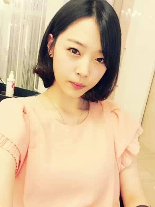 女生漂亮短发
