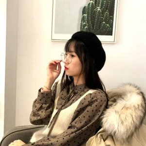 小家碧玉纯洁甜美女生头像