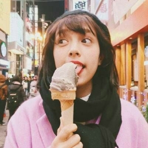 水灵秀气俏皮天真微信女生头像