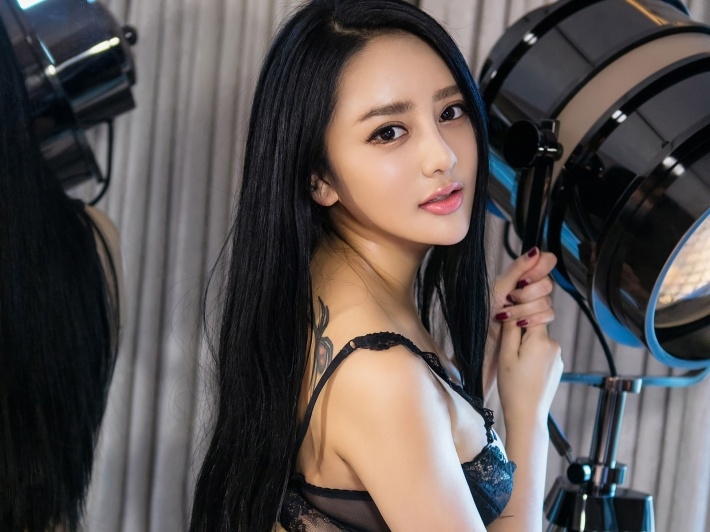 性感内衣美女诱惑写真电脑壁纸 第一辑