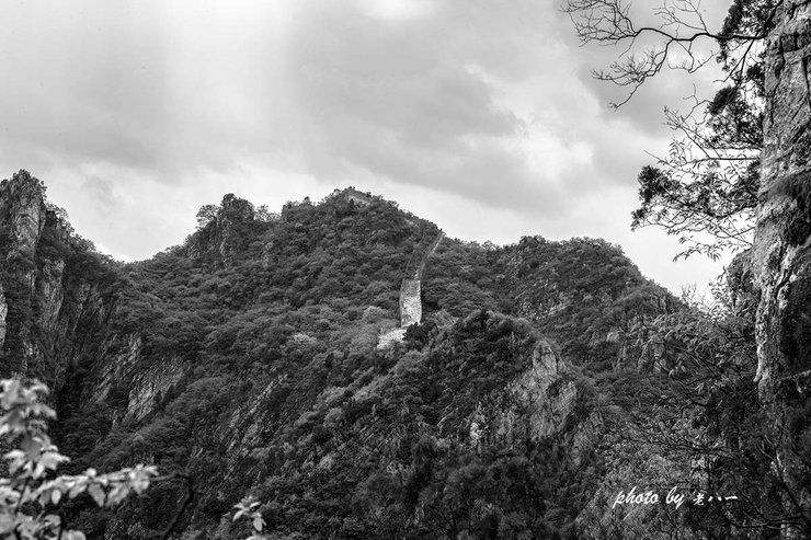随拍黑白箭扣美丽风景