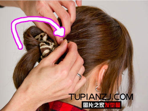 直发怎么扎发好看 七步轻松换造型