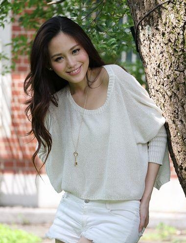 三十几岁的女人适合烫什么样的发型？