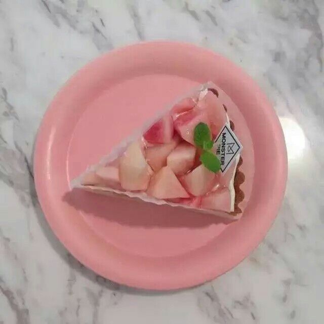 陪衬:水蜜桃挞.