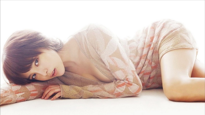 清新漂亮的宽屏美女壁纸 1920×1080【18P】