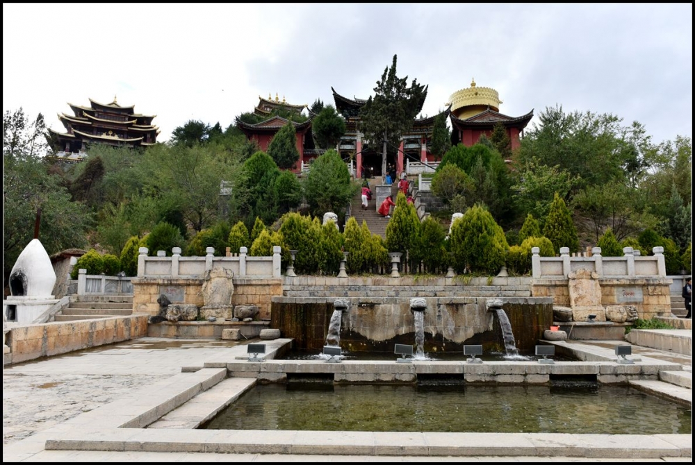 云南香格里拉古城图片  香格里拉旅游景点有哪些是好玩的
