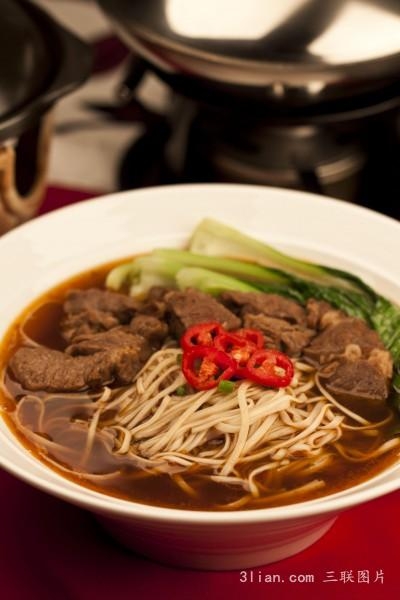 色香味美的牛肉面