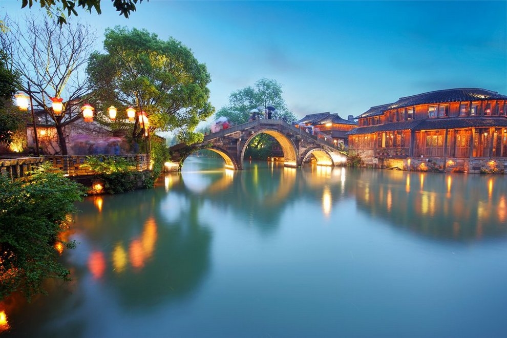 摄影江南最美的水乡乌镇夜景图片