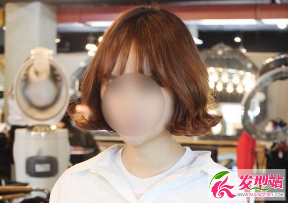 最新气质波波头卷发 韩国女生短发发型图片