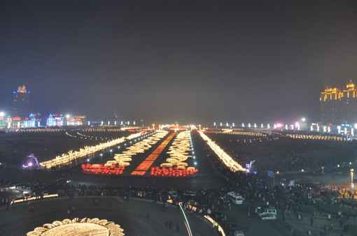 烟花是夜空中绽放的美丽花朵美图