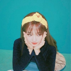 美丽的夏天是多彩的  唯美小清新意境可爱漂亮女生头像