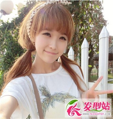 长直发女生怎么扎马尾好看 可爱双马尾扎发让你更显清纯