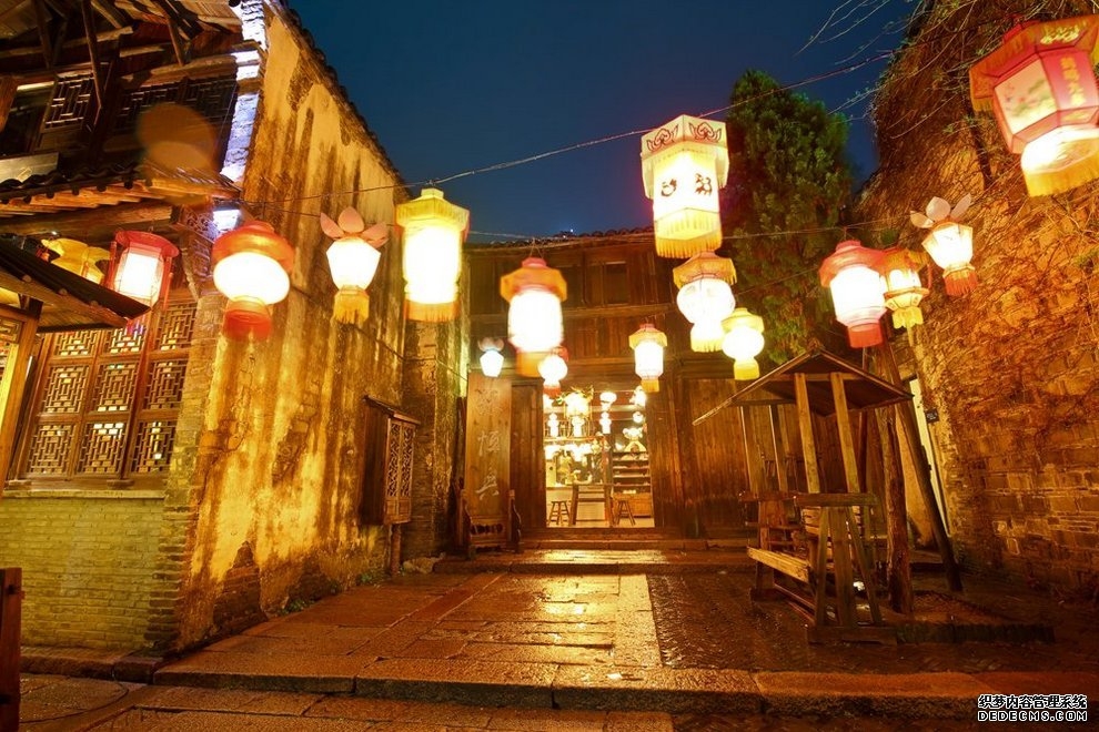 摄影江南最美的水乡乌镇夜景图片