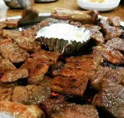 奶油味宋时:喜欢吃肉的人都可爱
