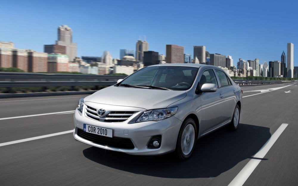 2010款丰田卡罗拉轿车