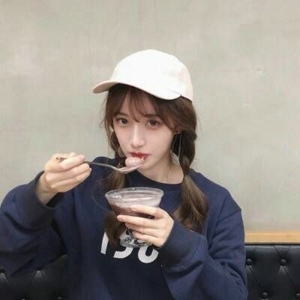 水灵秀气俏皮天真微信女生头像