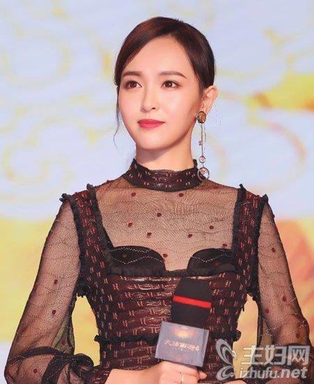 唐嫣偏分长发发型 可甜美可女神