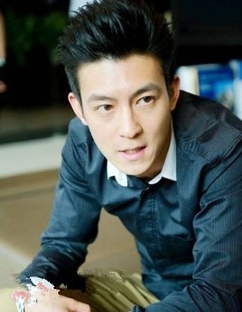 清爽的男士露额发型设计