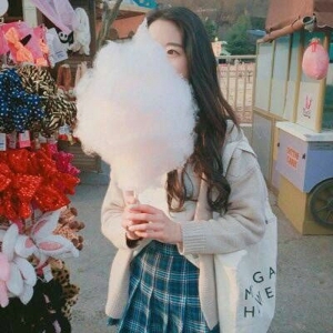 水灵秀气俏皮天真微信女生头像