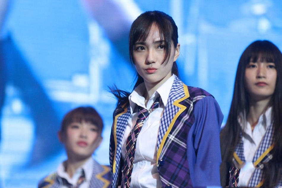 漂亮的美女赵嘉敏舞台照 绝世惊艳
