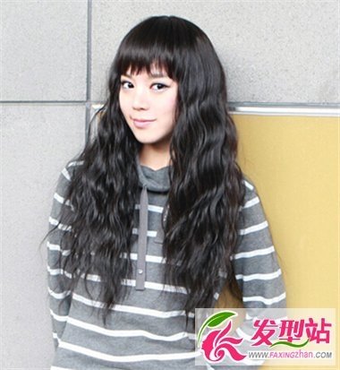 长发女生流行什么烫发 清新韩式蛋卷头最时尚