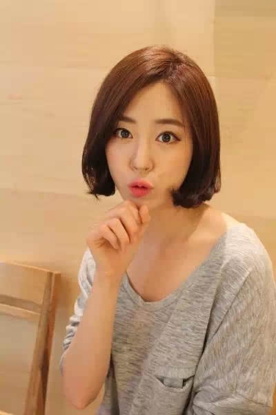 女生漂亮短发