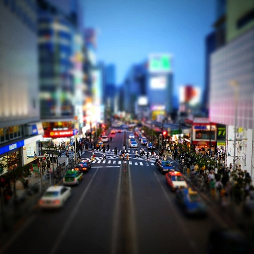 川流不息的街道  意境图片