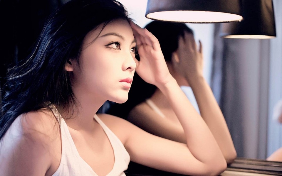 自然美女壁纸桌面