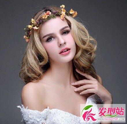 2016新娘花环发型大全 最新时尚新娘造型图片