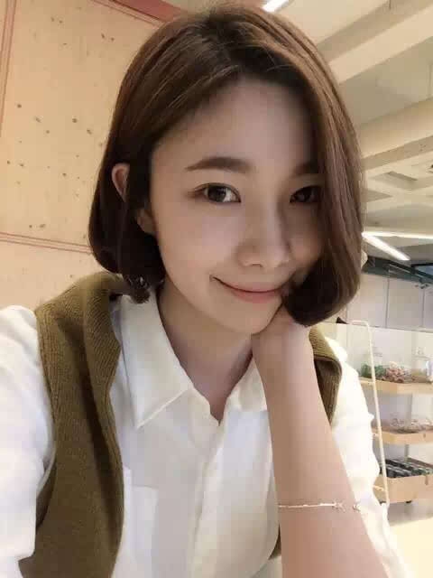女生漂亮短发