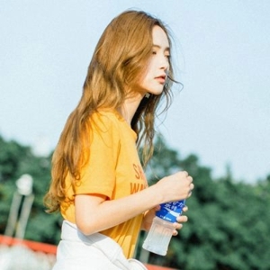 美丽的夏天是多彩的  唯美小清新意境可爱漂亮女生头像