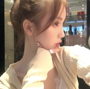 气质清纯可爱微信美女头像
