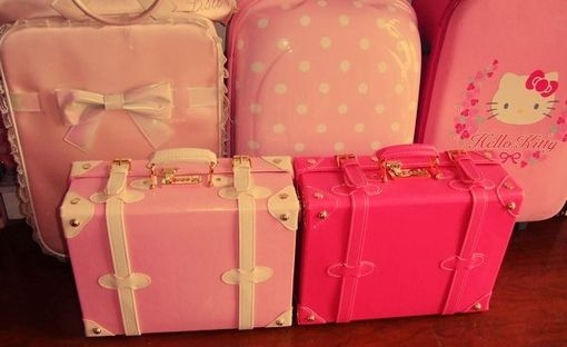装满青春岁月回忆的箱子美图
