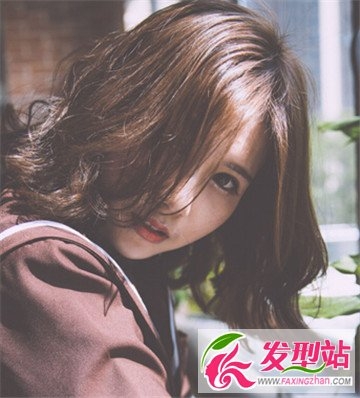 女生中短发发型 简单又不失时尚