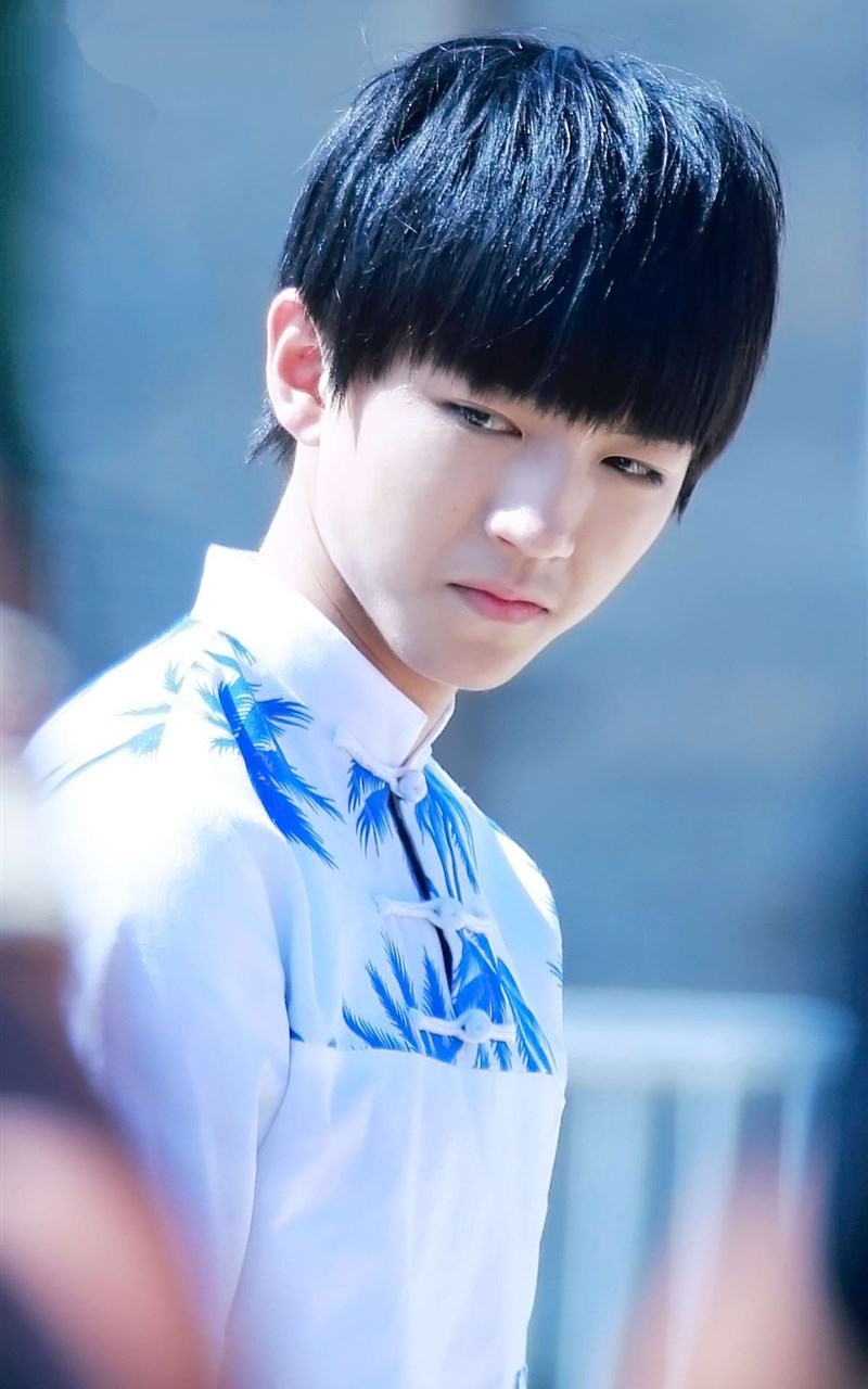 TFboys队长王俊凯图片手机壁纸下载