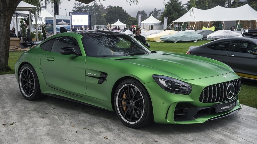 梅赛德斯AMG GTR桌面壁纸