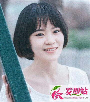 女生中短发发型 简单又不失时尚
