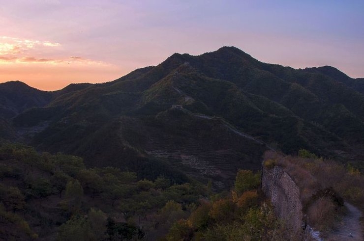 秋韵青山关长城